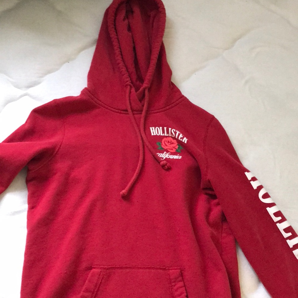 hollister red comfy hoodie pullover